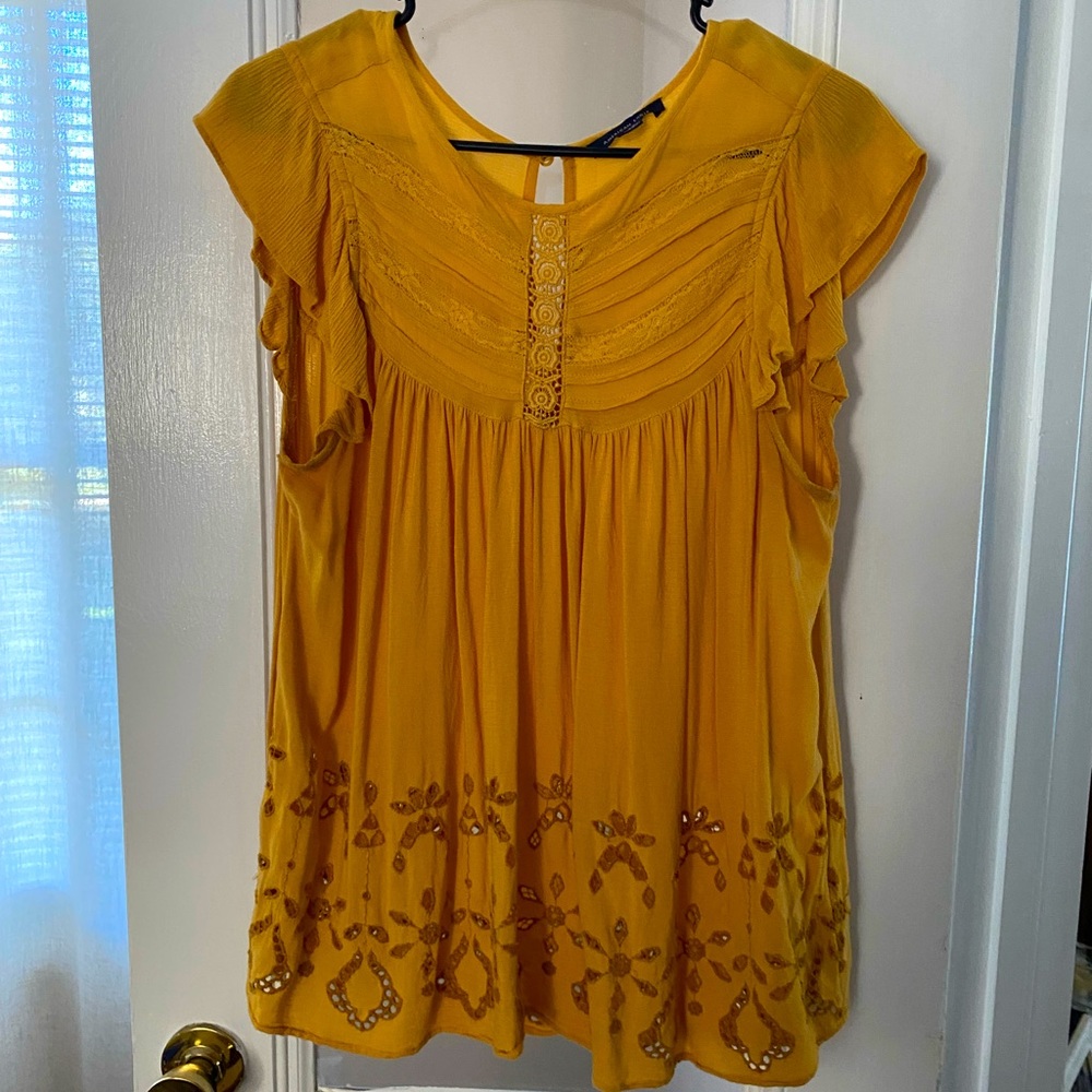Mustard yellow top